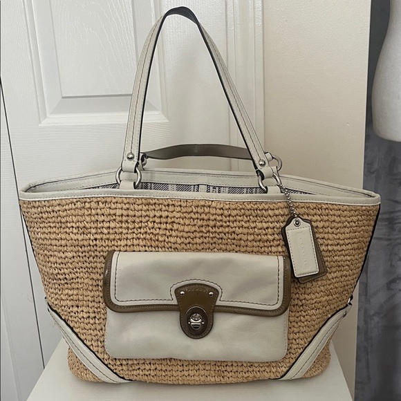Coach Handbags - Coach Women’s Vintage Legacy Straw Tote in Natural with White Leather Trim